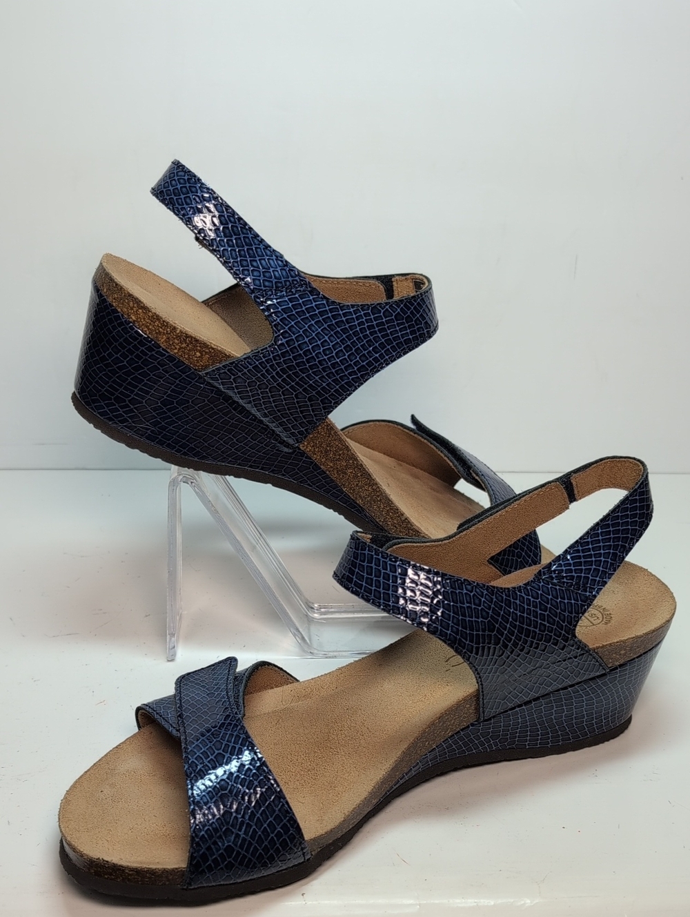 Vionic Natasia wedge strappy blue sandals womans size 9 EU 40 - Picture 5 of 16